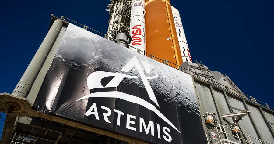 image of students and staff at Western